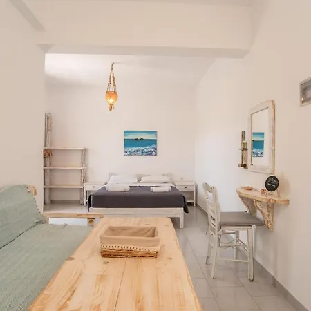 Retreats 4 Paros Prázdninový dům *