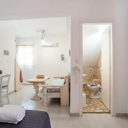 Retreats 4 Paros * Isterni (Paros)