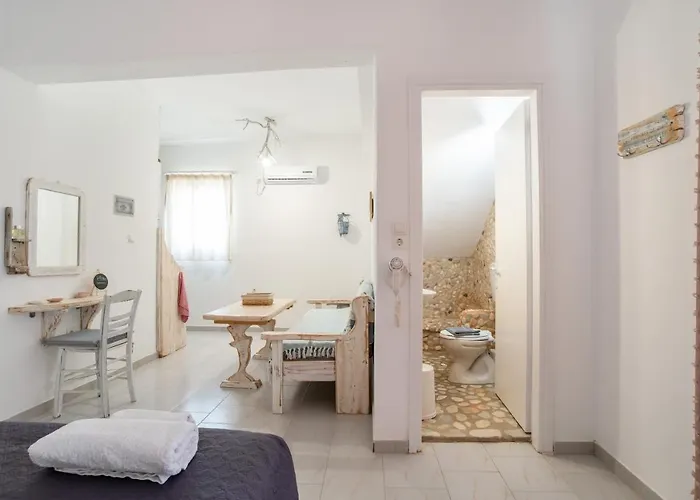 Retreats 4 Paros 度假居 Isterni (Paros)